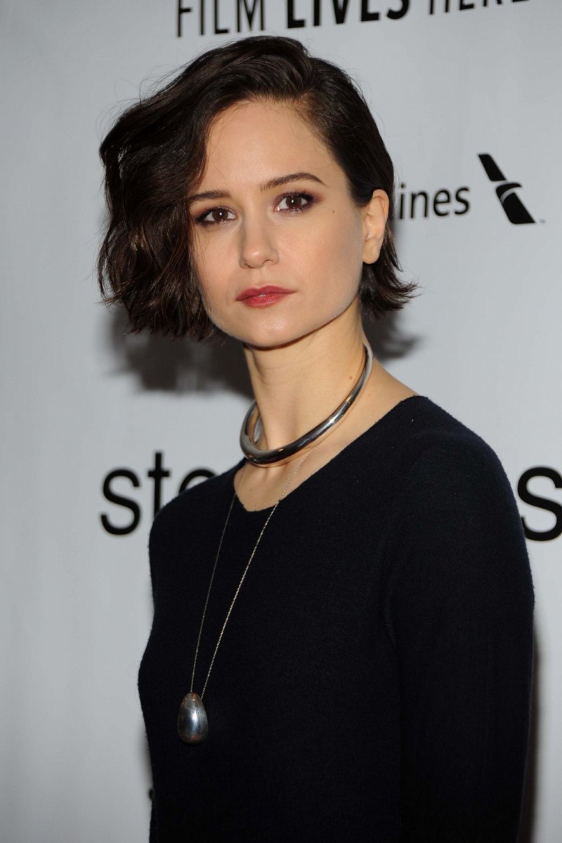 Katherine Waterston: pic #958051