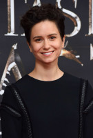 Katherine Waterston photo #