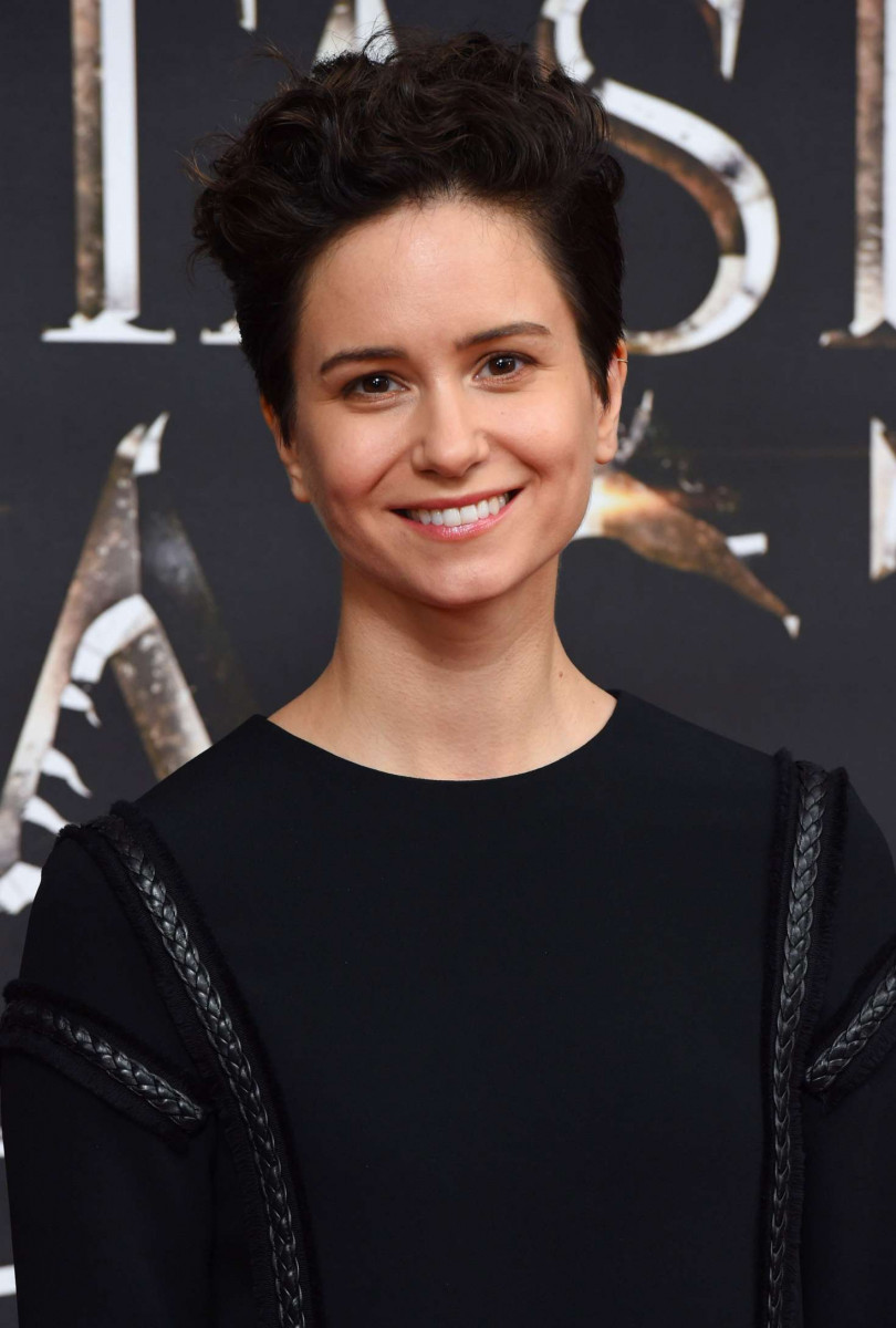 Katherine Waterston: pic #958056