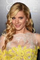 Katheryn Winnick photo #