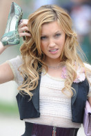 Katie Cassidy photo #