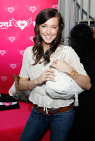 Katie Cassidy photo #