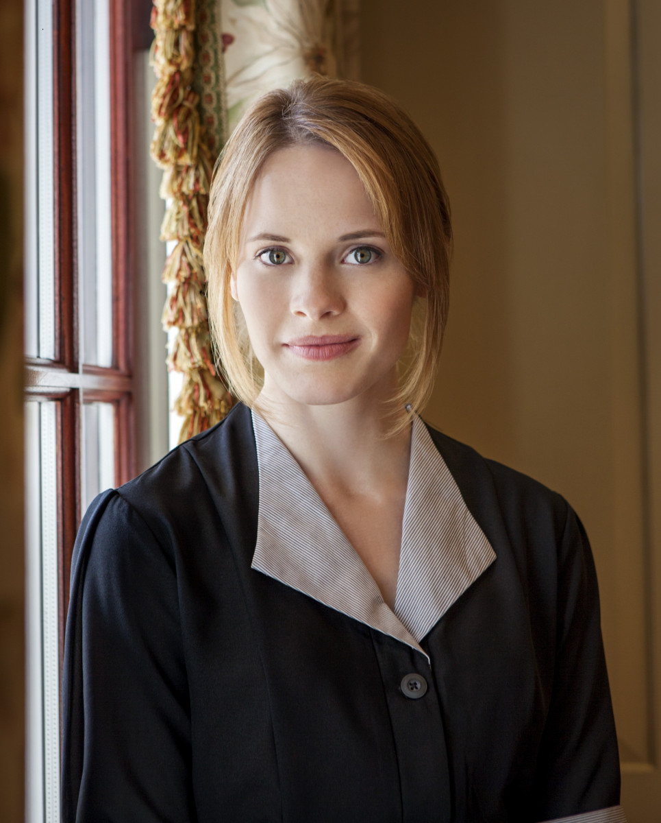 Katie Leclerc: pic #600335