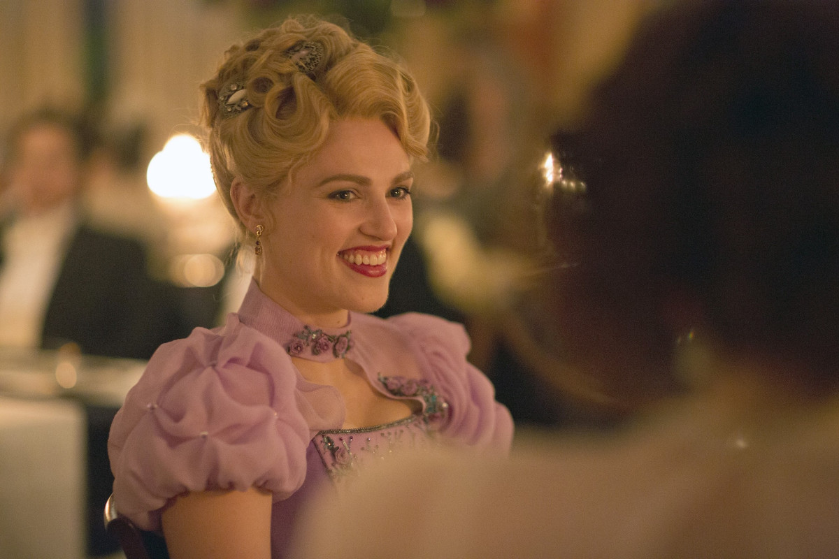 Katie McGrath: pic #648724