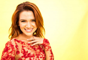 Katie Stevens photo #