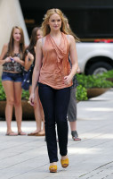 Kaylee DeFer photo #