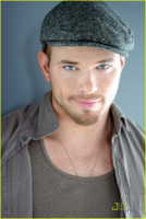 photo 6 in Kellan Lutz gallery [id463668] 2012-03-26