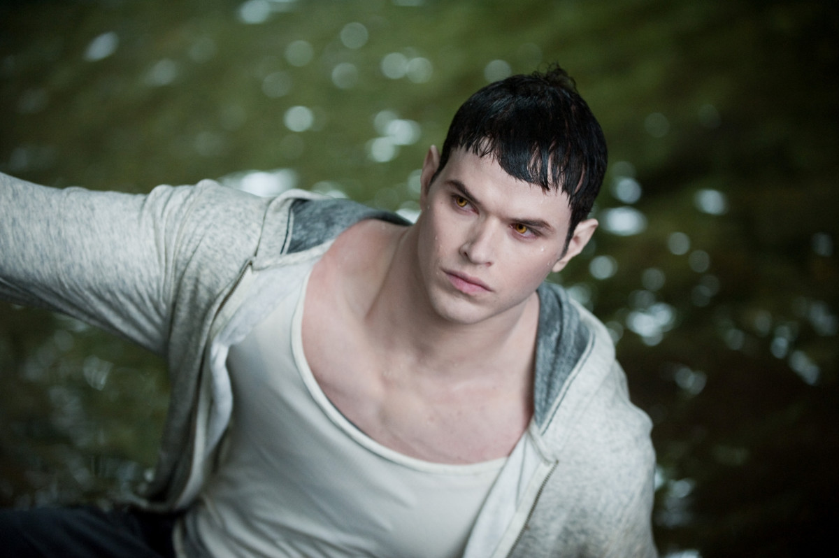 Kellan Lutz: pic #276203