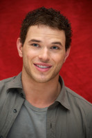 Kellan Lutz photo #