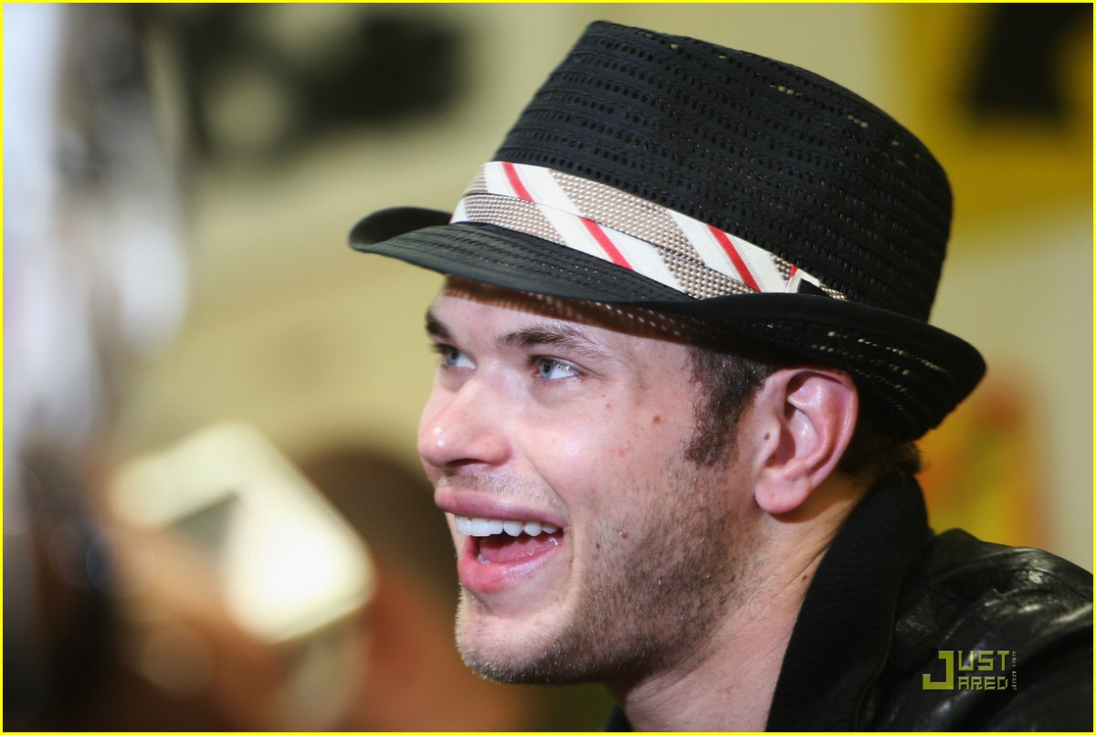 Kellan Lutz: pic #151210