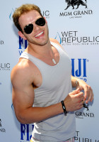 Kellan Lutz photo #