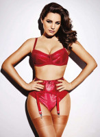 Kelly Brook photo #