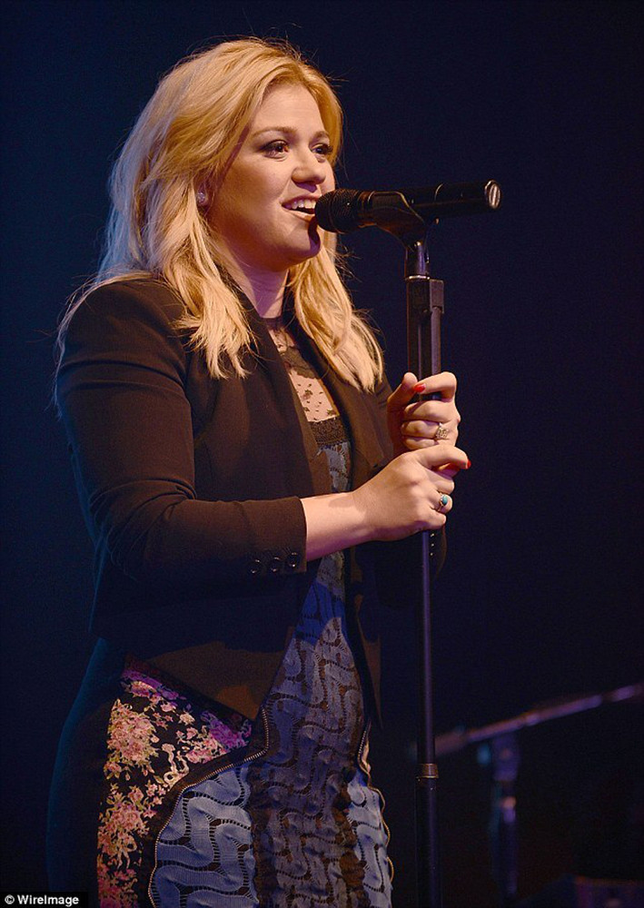 Kelly Clarkson: pic #665937