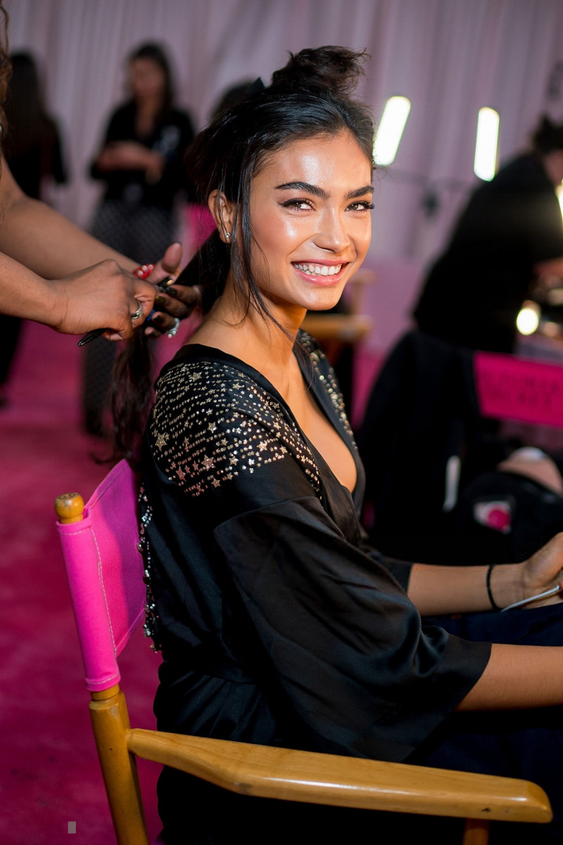Kelly Gale: pic #1081858