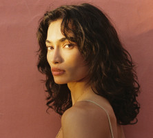 Kelly Gale photo #