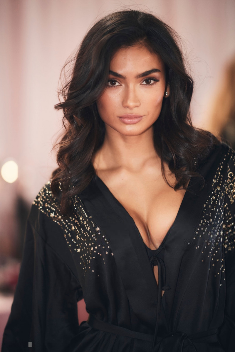 Kelly Gale: pic #1081860