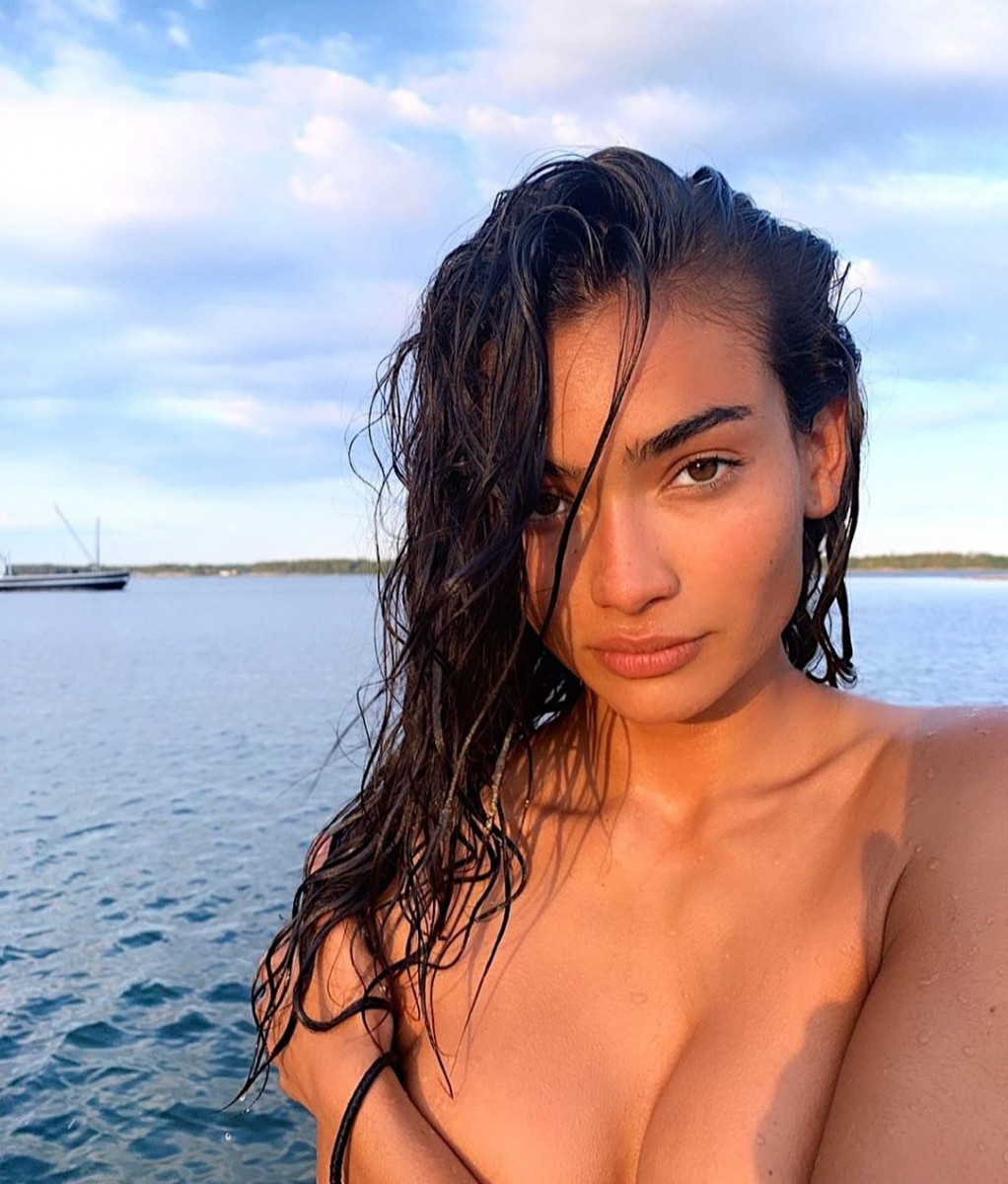 Kelly Gale: pic #1162605