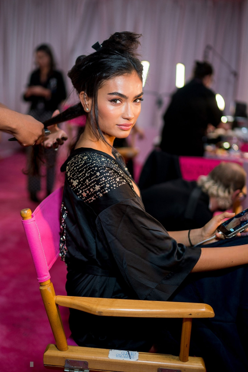 Kelly Gale: pic #1081849