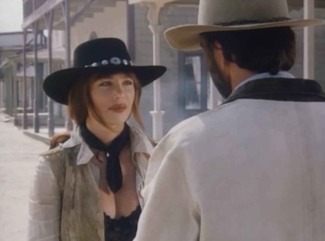 Kelly LeBrock: pic #1211853