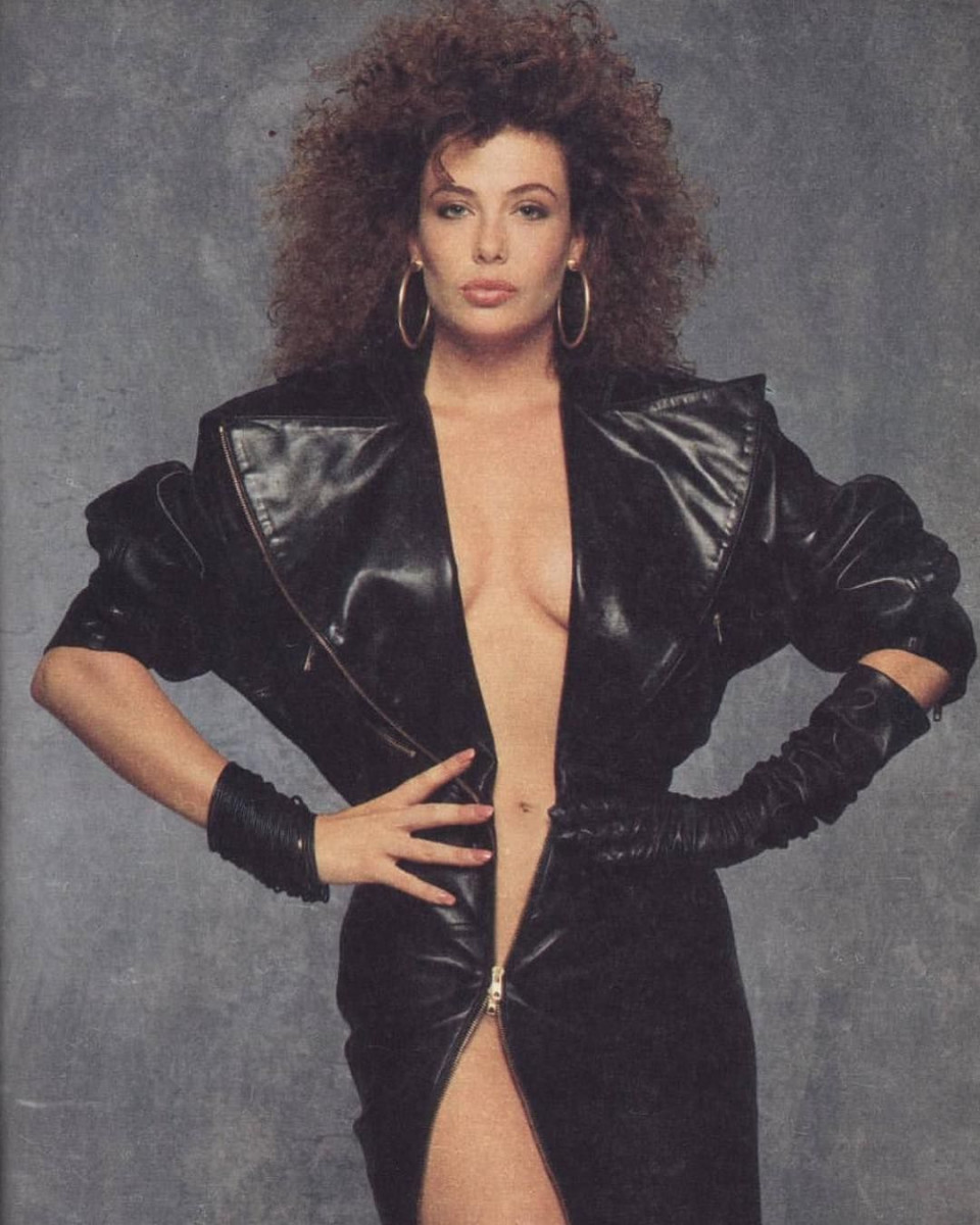 Kelly LeBrock: pic #1210819