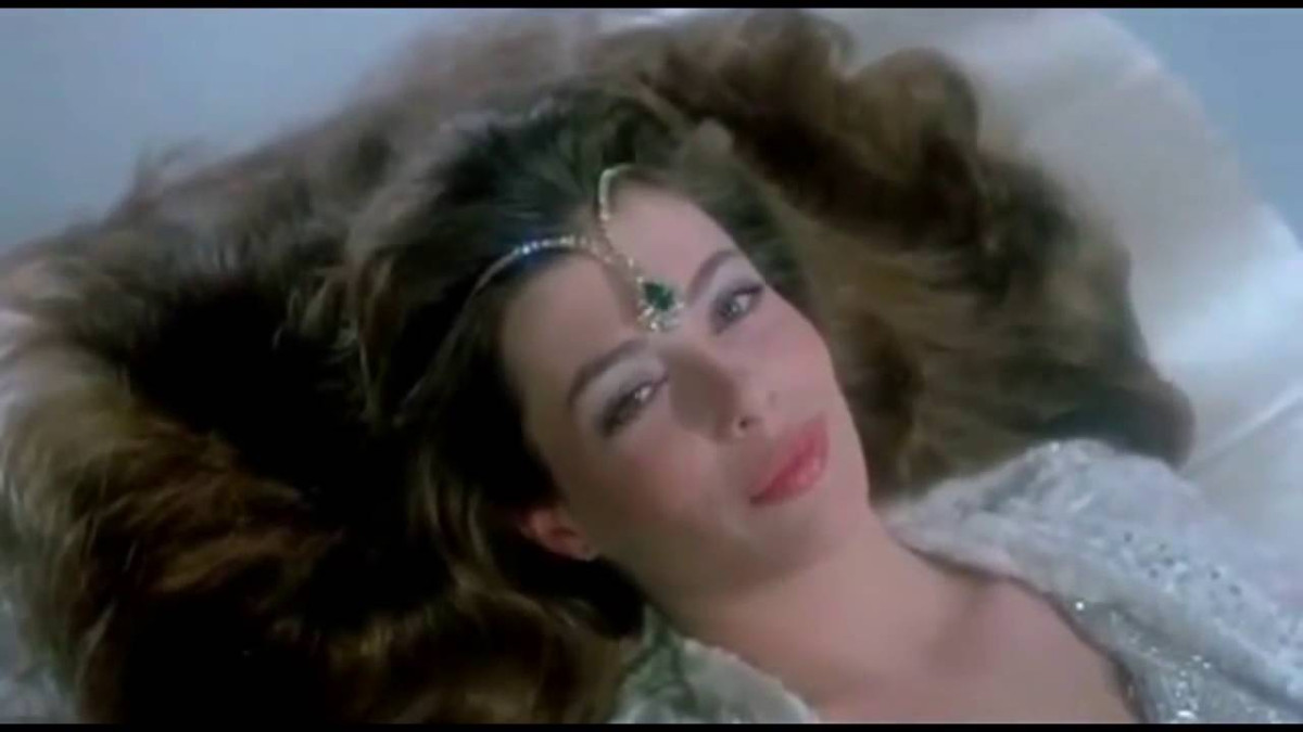 Kelly LeBrock: pic #1211850