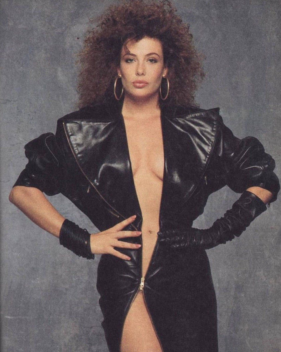 Kelly LeBrock: pic #1315484