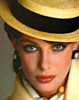 Kelly LeBrock photo #