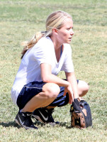 Kendra Wilkinson photo #