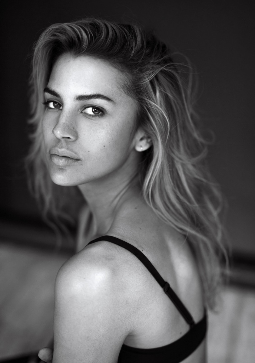 Kenya Kinski-Jones: pic #954075