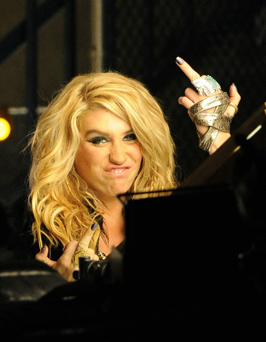 Kesha Rose Sebert: pic #245486