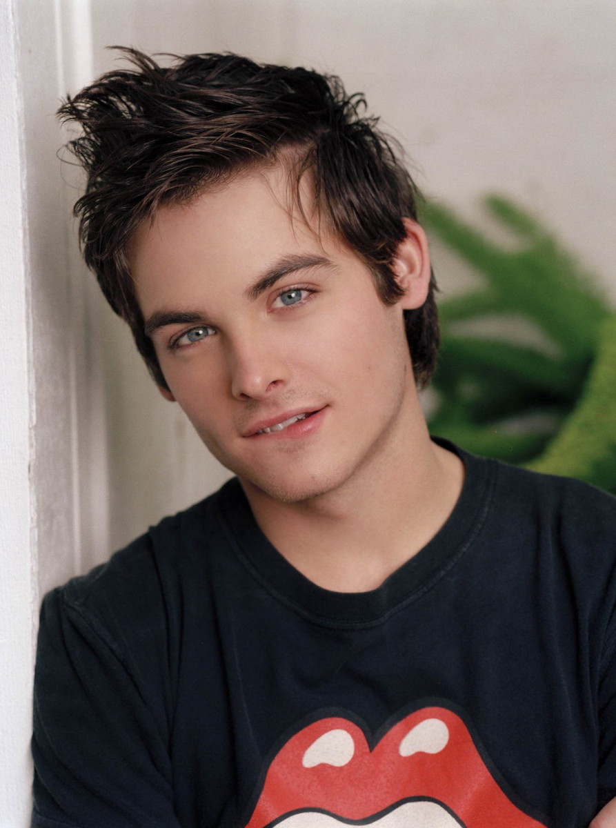 Kevin Zegers: pic #350103