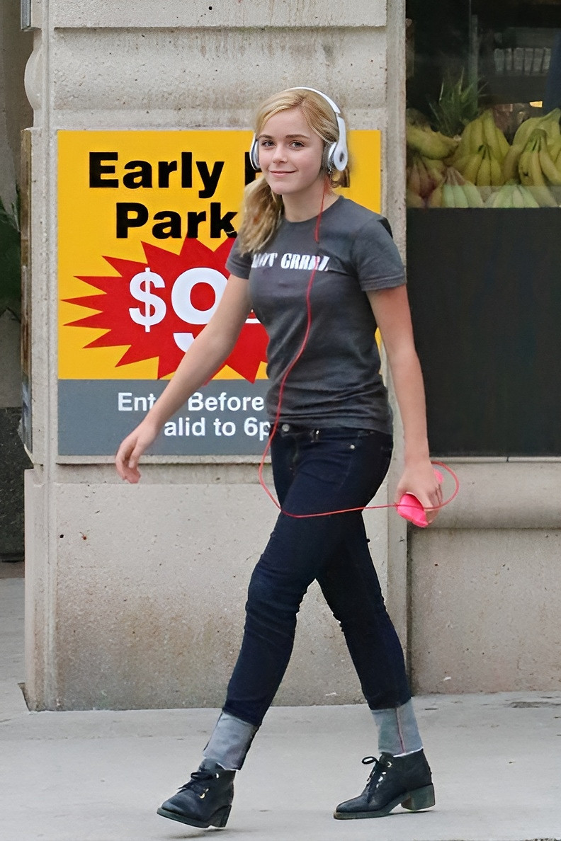 Kiernan Shipka: pic #1286956