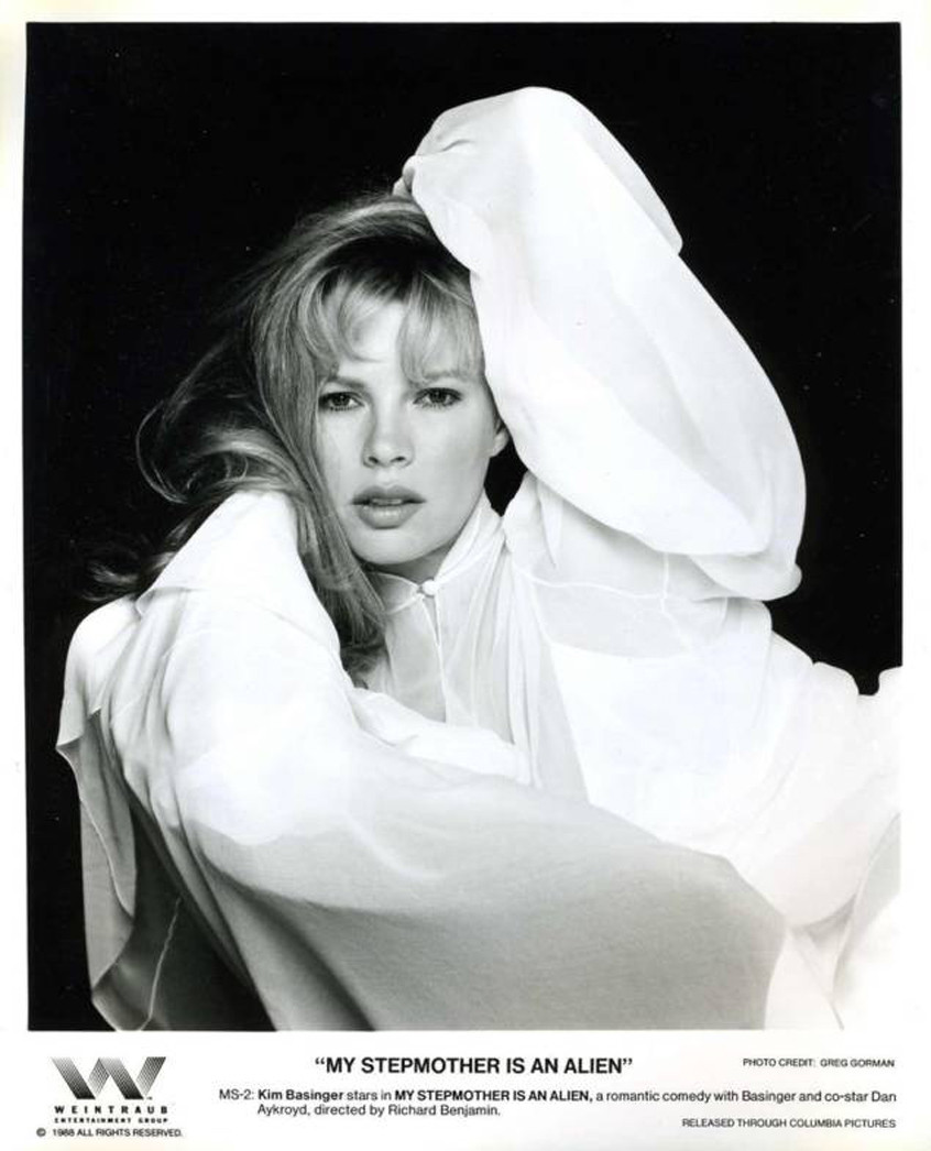 Kim Basinger: pic #369330