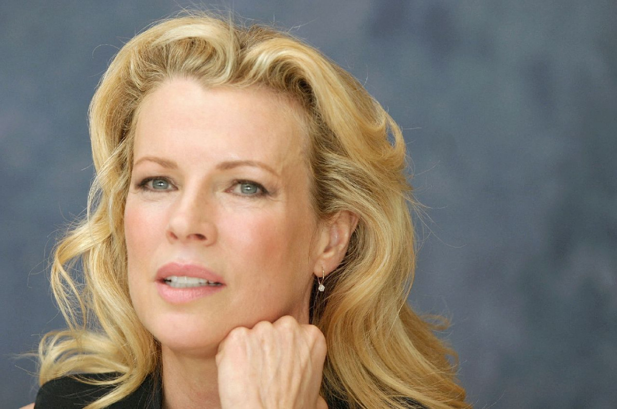 Kim Basinger: pic #78898