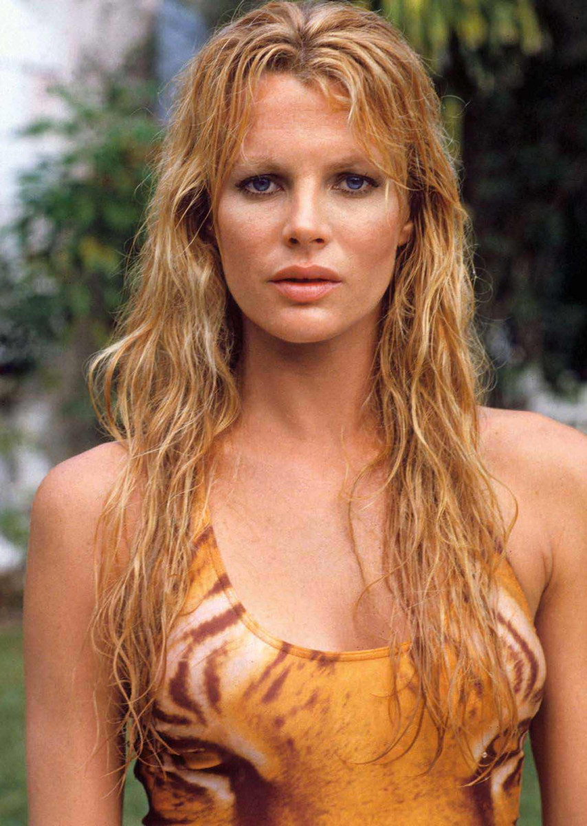 Kim Basinger: pic #1061294