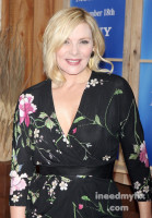 Kim Cattrall photo #