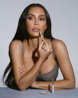 Kim Kardashian pic #1343702