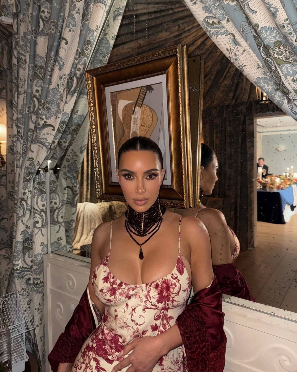 Kim Kardashian: pic #1370948