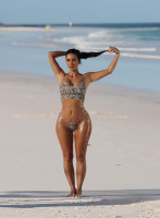 Kim Kardashian photo #