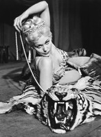 Kim Novak photo #