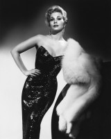 Kim Novak photo #
