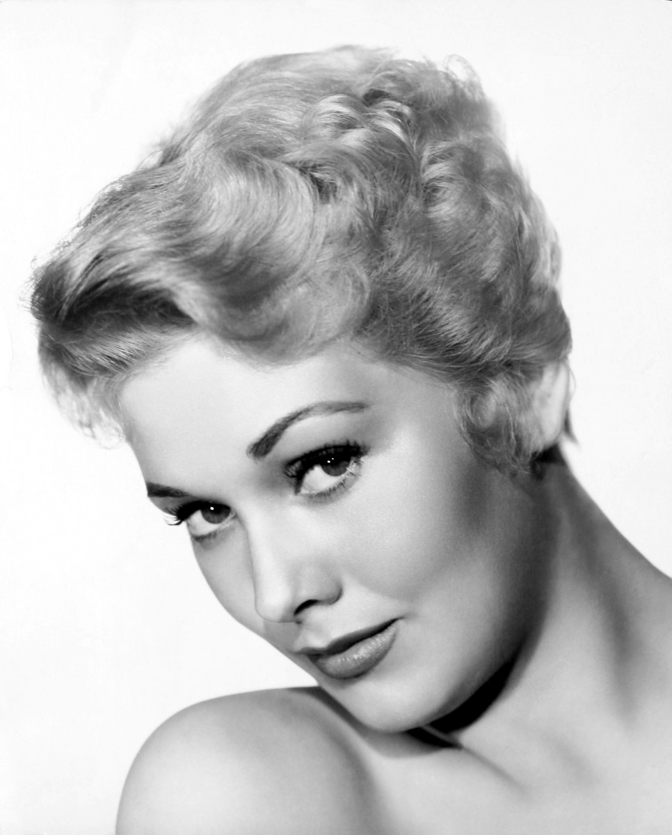 Kim Novak: pic #573103