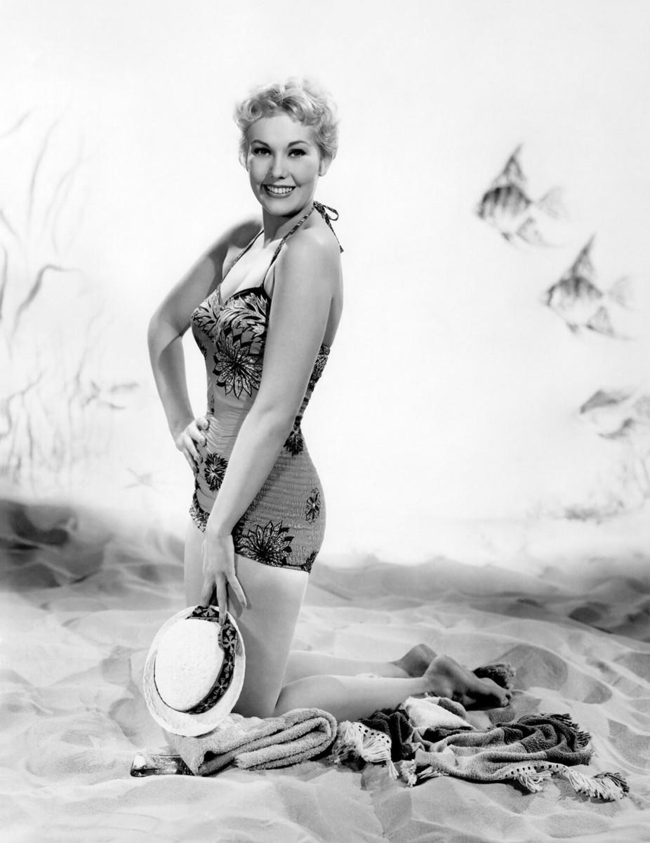 Kim Novak: pic #377497