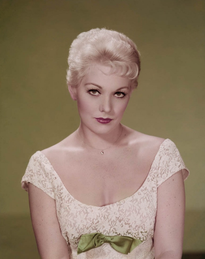 Kim Novak: pic #377501