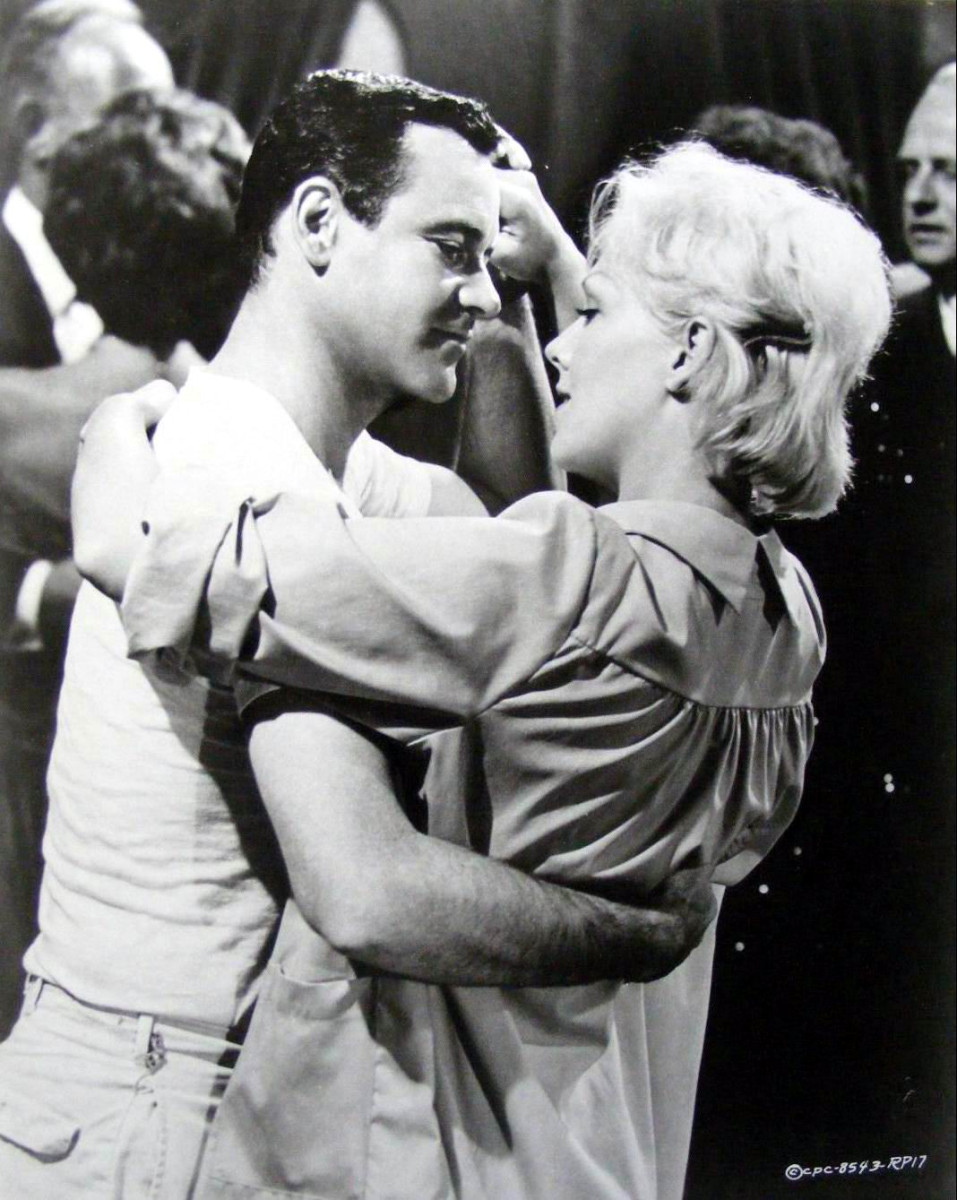Kim Novak: pic #432810