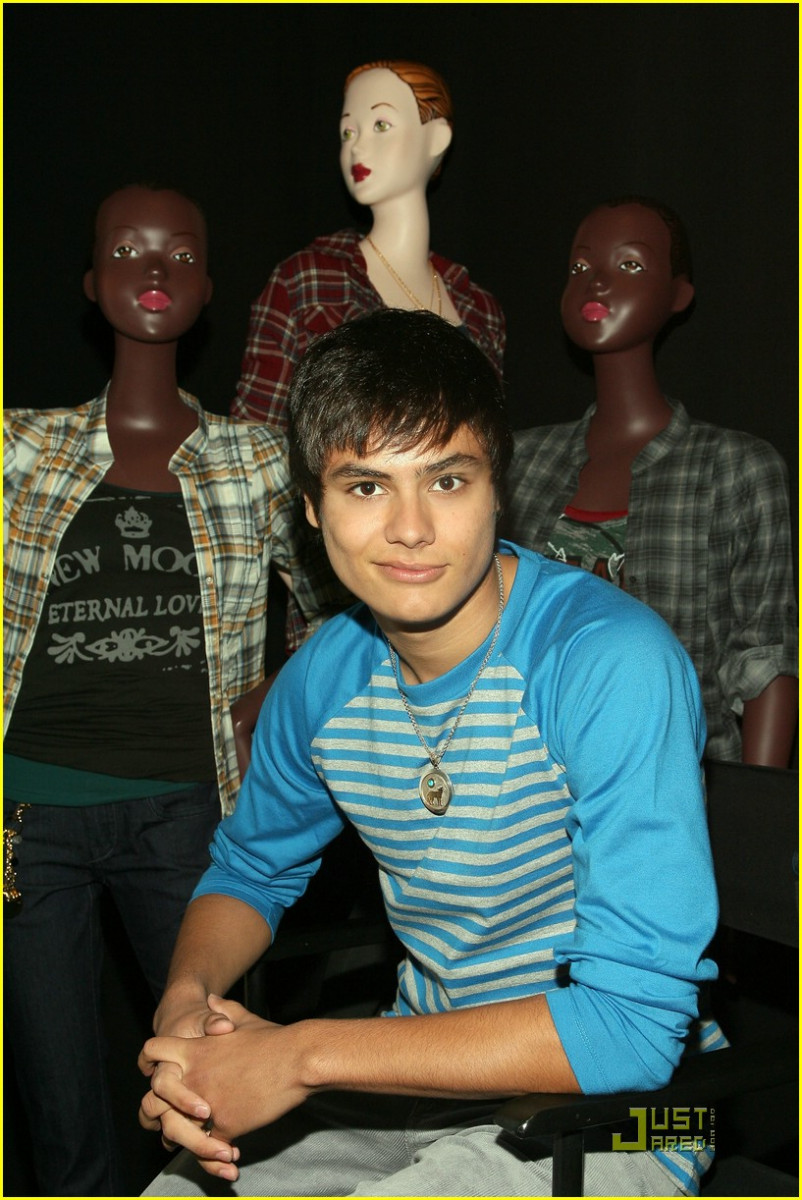 Kiowa Gordon: pic #277303