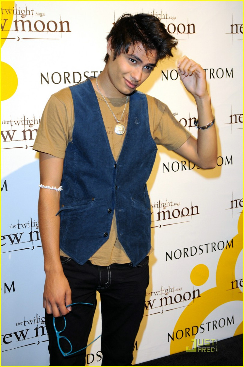 Kiowa Gordon: pic #277307