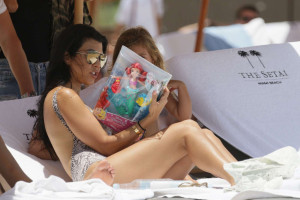 Kourtney Kardashian pic #863056