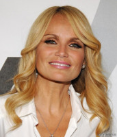 Kristin Chenoweth pic #132555