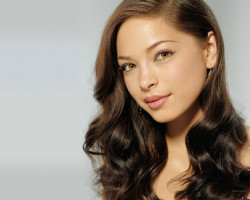 Kristin Kreuk photo #